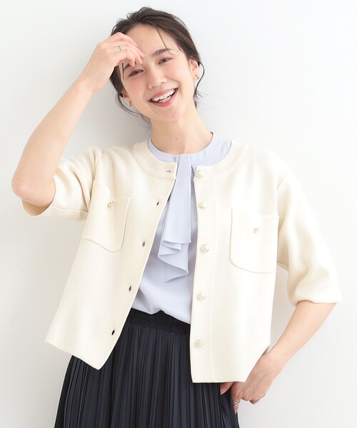 SHOO・LA・RUE（シューラルー）の「【S-LL/洗濯機可】金ボタン5分袖カーディガン（カーディガン/ボレロ・レディース・ベージュ/オフホワイト/ブラック・01/02/03/04）」の22枚目の写真