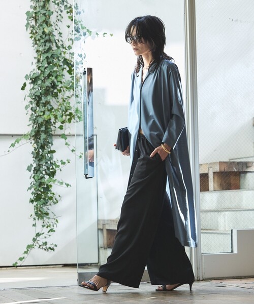 qualite（カリテ）の「【接触冷感】ドライジャージーワンピース　春服　夏服　2WAY（ワンピース・レディース・カーキ/グレイッシュブルー・フリー）」の4枚目の写真