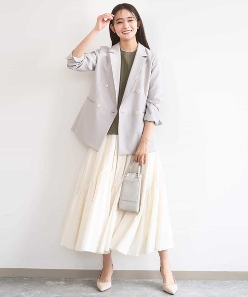 MK MICHEL KLEIN(エムケーミッシェルクラン)の「バイオヴィンテージツイル ダブルブレストジャケット/接触冷感/UVカット/速乾/洗える(テーラードジャケット・レディース・ネイビー/グレイッシュベージュ・38)」の13枚目の写真