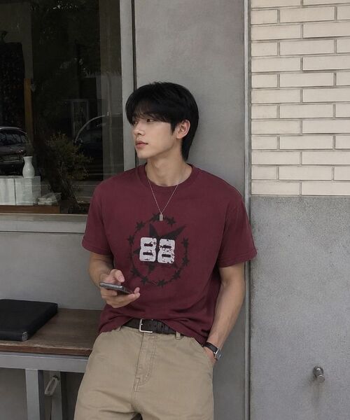 MOZMOZ(モズモズ)の「トゥエイトピグメントクロップ半袖Tシャツバーガンディ(Tシャツ/カットソー・レディース・その他・1/2/3)」の6枚目の写真