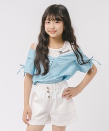 URBAN CHERRY（アーバンチェリー）の「【2点セット】オープンショルダードッキングストライプブラウス＋フロントボタンショートパンツ（シャツ/ブラウス）」