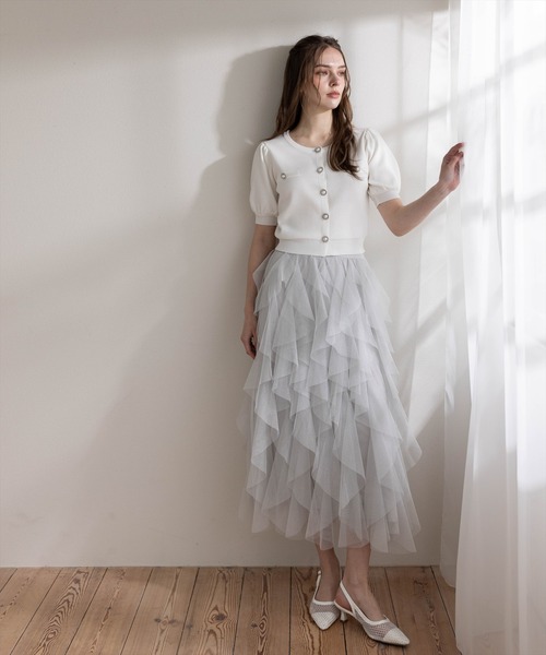 CLEAR BASIC（クリアベーシック）の「パフスリーブビジューボタンニットカーディガン[骨格ウェーブ オフィスカジュアル フェミニン 上品]（カーディガン/ボレロ・レディース・ライトグレー/レッド/ブラック/オフホワイト・F）」の21枚目の写真