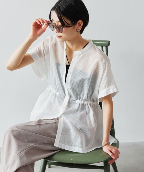 green label relaxing（グリーンレーベルリラクシング）の「【結論シリーズ】ギャザーハイウエストブラウス［size SHORTあり］（シャツ/ブラウス・レディース・ホワイト/モカ/ライトブルー/ライトピンク/ブラック・SHORT/FREE）」の2枚目の写真