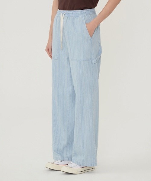 COVERNAT（カバーナット）の「WOMAN STRIPED DENIM PANTS（デニムパンツ・レディース・ライトブルー・MEDIUM/SMALL）」の6枚目の写真