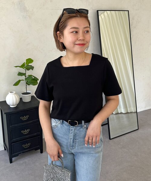 prose verse(プロズヴェール)の「【MOMO】〈吸水速乾・UVカット〉スクエアネックTシャツ(Tシャツ/カットソー・レディース・グレー/ブラック/アイボリー/オフホワイト・MEDIUM/X-LARGE/LARGE)」の3枚目の写真