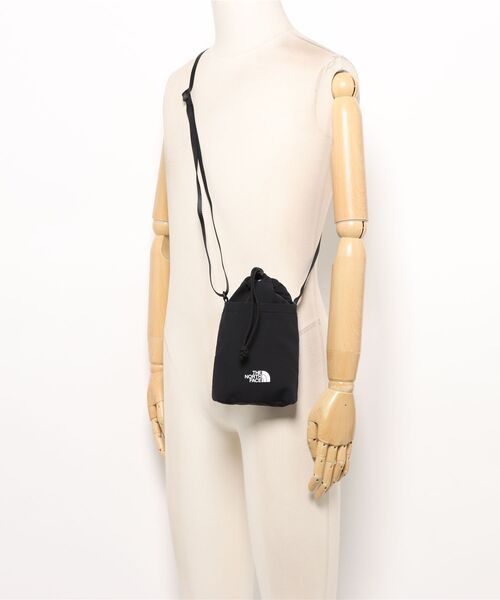THE NORTH FACE(ザノースフェイス)の「国内未発売 THE NORTH FACE(ザ ノース フェイス) /ボディバッグ / ショルダーバッグ / LINDEN STRING BAG MINI / リンデンストリングバッグ ミニ(ボディバッグ/ウエストポーチ・メンズ・ブラック/クリーム/ピンク・FREE)」の19枚目の写真
