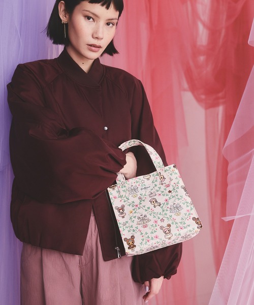 Cath Kidston(キャスキッドソン)の「tokidoki スモール ブックバッグ Tokidoki Paper Dresses(ハンドバッグ・レディース・アイボリー・FREE)」の12枚目の写真