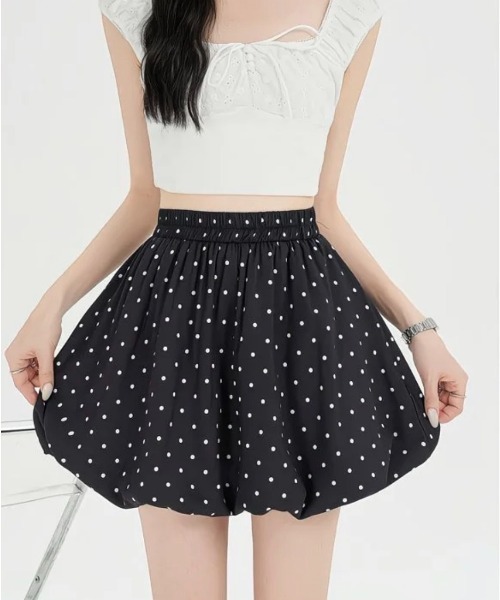 DIAVEL（ディアベル）の「ドット柄フレアミニスカート（スカート・レディース・ブラック/ホワイト・M）」の7枚目の写真