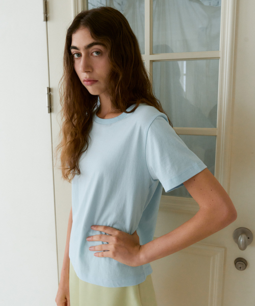 38COMEONCOMMON（38カモンコモン）の「Regular Cotton T-Shirt (Sky Blue)（Tシャツ/カットソー・レディース・その他・FREE）」の2枚目の写真