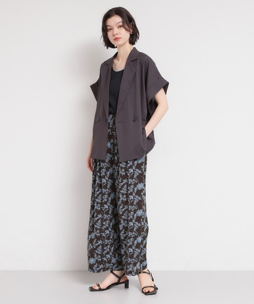 THE SHOP TK (ザ ショップ ティーケー )の「【ひんやり/防しわ/吸水速乾/UV】花柄プリント イージーパンツ(その他パンツ・レディース・ブルー系その他2/ブラック系/ダークブラウン系・12/13)」の10枚目の写真