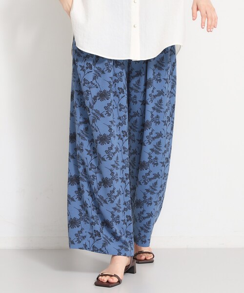 THE SHOP TK (ザ ショップ ティーケー )の「【ひんやり/防しわ/吸水速乾/UV】花柄プリント イージーパンツ(その他パンツ・レディース・ブルー系その他2/ブラック系/ダークブラウン系・12/13)」の12枚目の写真