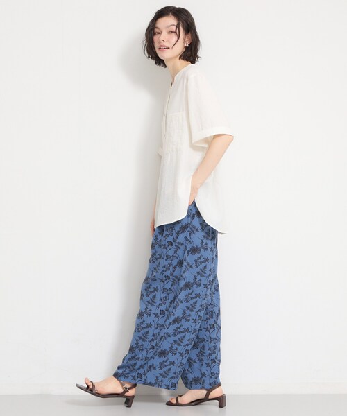THE SHOP TK (ザ ショップ ティーケー )の「【ひんやり/防しわ/吸水速乾/UV】花柄プリント イージーパンツ(その他パンツ・レディース・ブルー系その他2/ブラック系/ダークブラウン系・12/13)」の14枚目の写真