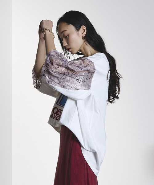 OKIRAKU(オキラク)の「(OKIRAKU×ROSEBUD)LACE SLEEVE GRAPHIC TOP(Tシャツ/カットソー・レディース・ブラック/ホワイト・ONE SIZE)」の4枚目の写真