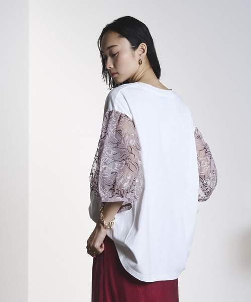 OKIRAKU(オキラク)の「(OKIRAKU×ROSEBUD)LACE SLEEVE GRAPHIC TOP(Tシャツ/カットソー・レディース・ブラック/ホワイト・ONE SIZE)」の5枚目の写真