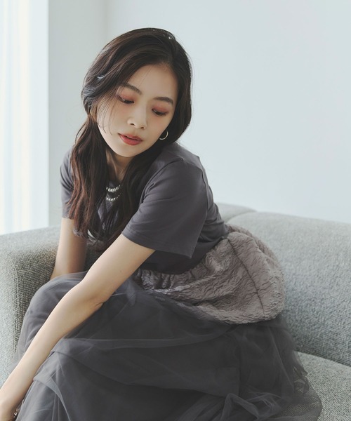 &. NOSTALGIA(アンドドットノスタルジア)の「シアージャガードバルーンヘムTシャツ(Tシャツ/カットソー・レディース・ホワイト/チャコールグレー/ブラック・M)」の4枚目の写真