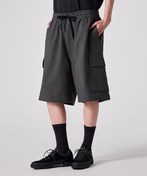 PS Paul Smith(ピーエスポールスミス)の「RIRANCHA(R) カーゴショーツ / 162754 EXS02(その他パンツ・メンズ・ダークグレー/カーキブラウン/ブラック・LARGE/MEDIUM/SMALL)」の1枚目の写真