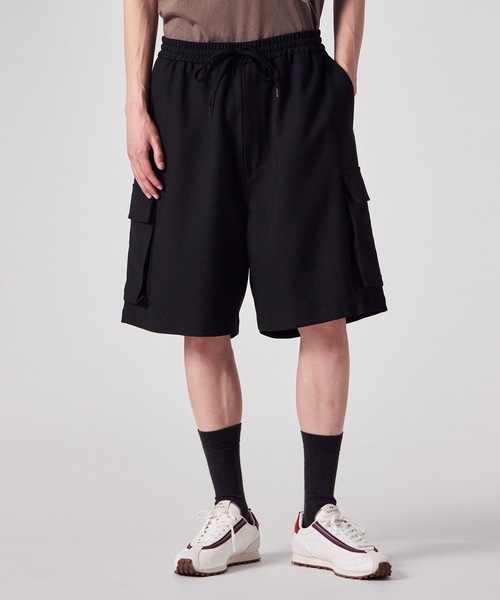 PS Paul Smith(ピーエスポールスミス)の「RIRANCHA(R) カーゴショーツ / 162754 EXS02(その他パンツ・メンズ・ダークグレー/カーキブラウン/ブラック・LARGE/MEDIUM/SMALL)」の2枚目の写真