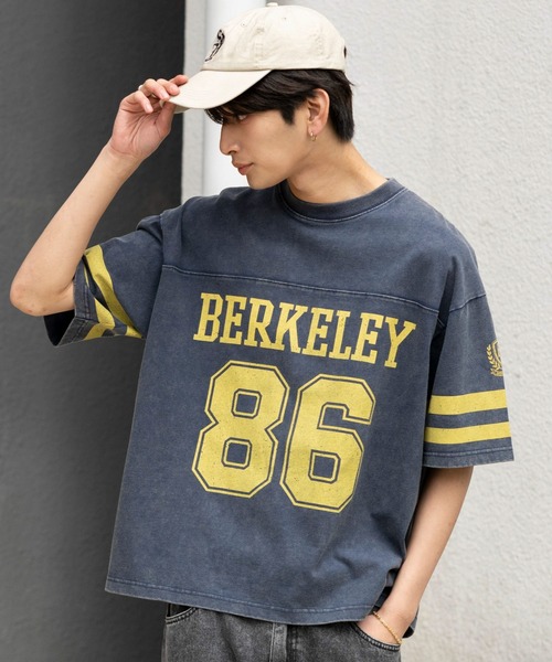 WEGO(ウィゴー)の「WEGO/【26年春夏新作】ナンバリングTシャツ(Tシャツ/カットソー・メンズ・レッド/ブラック/ネイビー/ホワイト・MEDIUM/LARGE)」の1枚目の写真