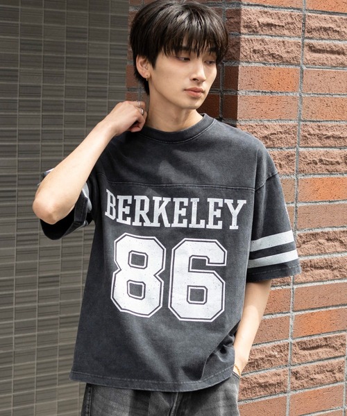 WEGO(ウィゴー)の「WEGO/【26年春夏新作】ナンバリングTシャツ(Tシャツ/カットソー・メンズ・レッド/ブラック/ネイビー/ホワイト・MEDIUM/LARGE)」の3枚目の写真