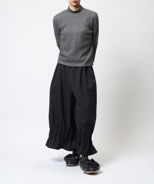 gomme(ゴム)の「ウーリーライクタックパンツ(その他パンツ・レディース・カーキ/ブラック/チャコールグレー・MEDIUM)」の5枚目の写真