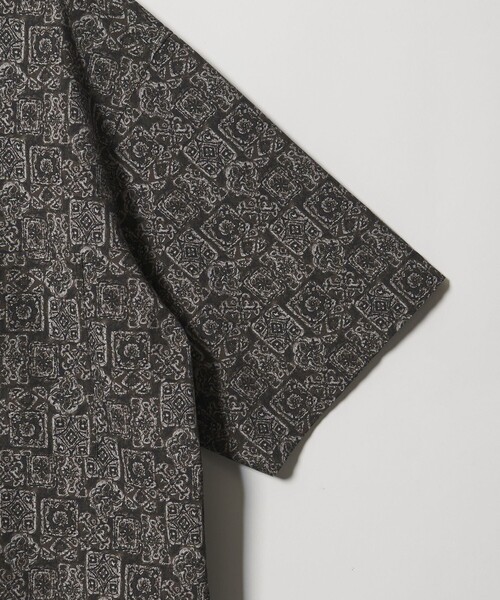 BEAUTY&YOUTH UNITED ARROWS(ビューティーアンドユースユナイテッドアローズ)の「ロンシャン モダン バティック キャンプカラー シャツ GRANDE型(シャツ/ブラウス・メンズ・ダークグリーン・L/XL/M/S)」の8枚目の写真