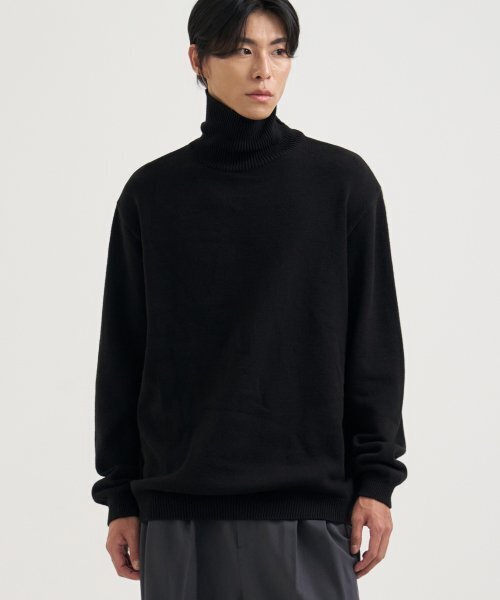 Turtle Neck пуловер оверсайз T‑shirt [черный]