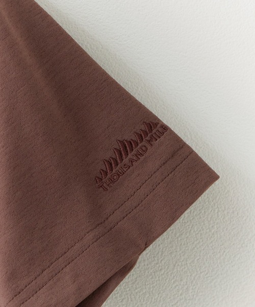 THOUSAND MILE(サウザンドマイル)の「THOUSAND MILE/サウザンドマイル SHORT SLEEVE COMPACT PRINT T-SHIRT 秋 秋服 2026年秋冬(Tシャツ/カットソー・レディース・ホワイト/ブラック/ブラウン・FREE)」の11枚目の写真