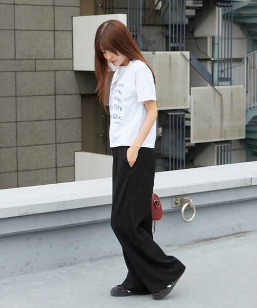 THOUSAND MILE(サウザンドマイル)の「THOUSAND MILE/サウザンドマイル SHORT SLEEVE COMPACT PRINT T-SHIRT 秋 秋服 2026年秋冬(Tシャツ/カットソー・レディース・ホワイト/ブラック/ブラウン・FREE)」の16枚目の写真