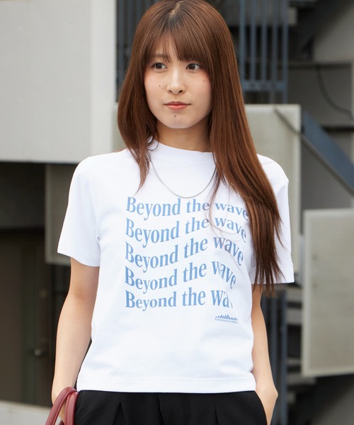 THOUSAND MILE(サウザンドマイル)の「THOUSAND MILE/サウザンドマイル SHORT SLEEVE COMPACT PRINT T-SHIRT 秋 秋服 2026年秋冬(Tシャツ/カットソー・レディース・ホワイト/ブラック/ブラウン・FREE)」の21枚目の写真