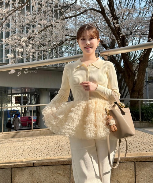 LADYM(ラディム)の「【LADYM】Polo Tulle Peplum Knit(ニット/セーター・レディース・グレー/アイボリー・FREE)」の8枚目の写真