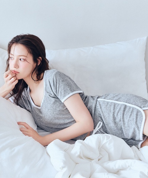 SNIDEL HOME（スナイデルホーム）の「【WEB限定】【セット商品】【SorbetLight】【接触冷感】パイルセットアップ（ルームウェア/パジャマ・レディース・ネイビー/グレー/サックスブルー/ライトピンク/アイボリー・F）」の7枚目の写真