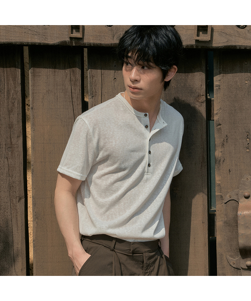 WEDNESDAY OASIS(ウェンズデーオアシス)の「ヴィンテージヘンリーネック半袖Tシャツ_3COLOR(WB6TP27)(Tシャツ/カットソー・メンズ・ブラック/アイボリー/カーキ・MEDIUM/LARGE)」の2枚目の写真