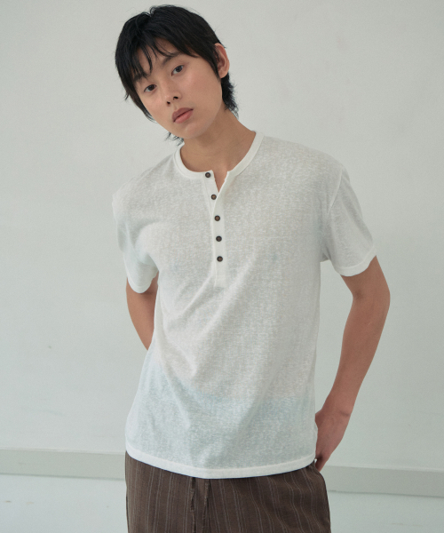 WEDNESDAY OASIS(ウェンズデーオアシス)の「ヴィンテージヘンリーネック半袖Tシャツ_3COLOR(WB6TP27)(Tシャツ/カットソー・メンズ・ブラック/アイボリー/カーキ・MEDIUM/LARGE)」の9枚目の写真