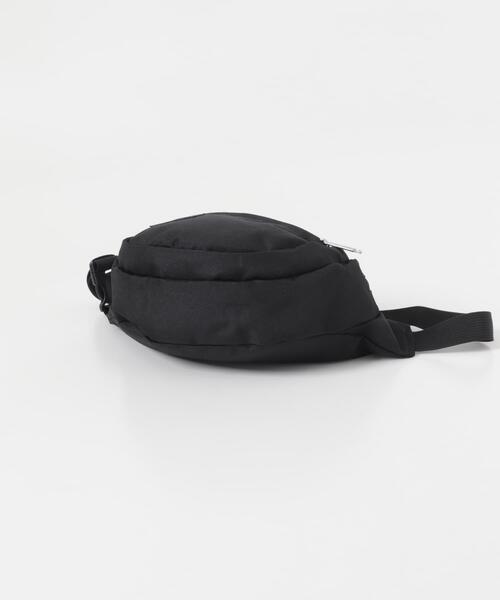 JANSPORT(ジャンスポーツ)の「JanSport FIFTH AVENUE 2.5L(KIDS)(ボディバッグ/ウエストポーチ・キッズ・ブラック/パープル・ONE)」の7枚目の写真