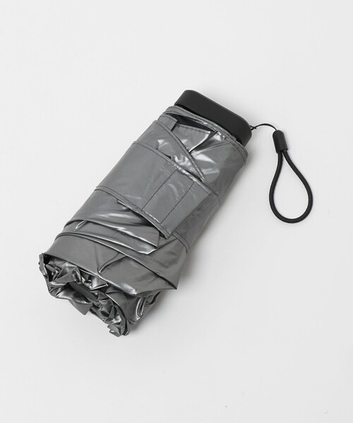 UNITED ARROWS(ユナイテッドアローズ)の「<GODO DESIGN>POCKESOL/晴雨兼用 折りたたみ傘(長傘・メンズ・ブラック/シルバー・FREE)」の19枚目の写真