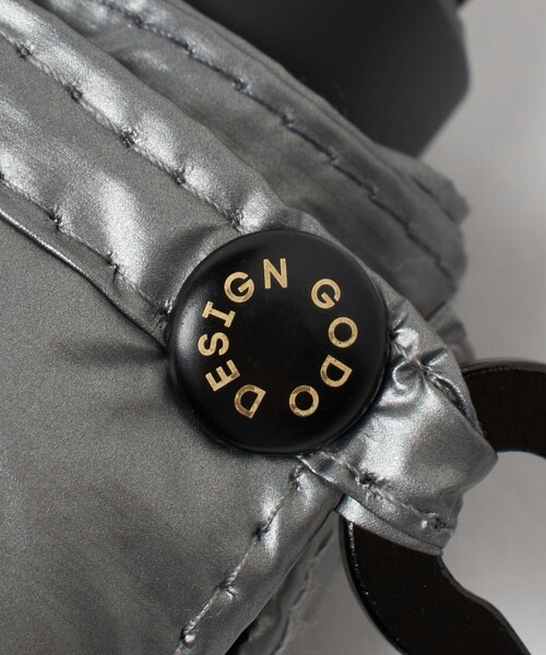 UNITED ARROWS(ユナイテッドアローズ)の「<GODO DESIGN>POCKESOL/晴雨兼用 折りたたみ傘(長傘・メンズ・ブラック/シルバー・FREE)」の4枚目の写真
