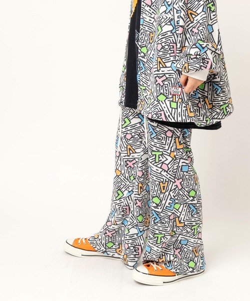 RNA(アールエヌエー)の「R4497 ワッフルソフトフレア(その他パンツ・レディース・レッド/マルチ/ブラウン・MEDIUM)」の6枚目の写真
