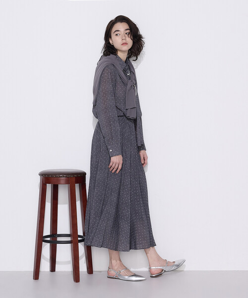 COMME CA(コムサ)の「〔 TALLサイズ 〕 ドットプリント ボウタイシャツ(シャツ/ブラウス・レディース・トップグレー/ブラック・15号/13号)」の6枚目の写真