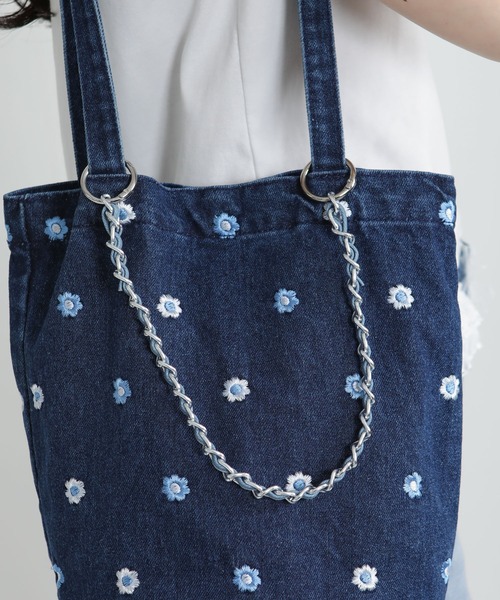 pumpkin port（パンプキンポート）の「デイジー刺繍2WAYデニムトートバッグ（トートバッグ・レディース・サックスブルー/ネイビー・FREE）」の15枚目の写真