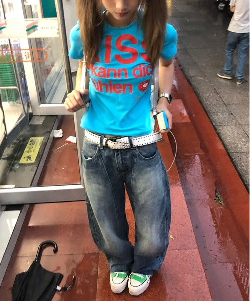 MAISON DE THERESE(メゾン ド テレーズ)の「KISS プリントロゴグラフィックTシャツ(Tシャツ/カットソー・レディース・White/ブルー・M)」の17枚目の写真