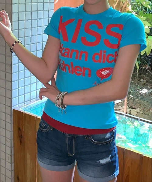MAISON DE THERESE(メゾン ド テレーズ)の「KISS プリントロゴグラフィックTシャツ(Tシャツ/カットソー・レディース・White/ブルー・M)」の19枚目の写真