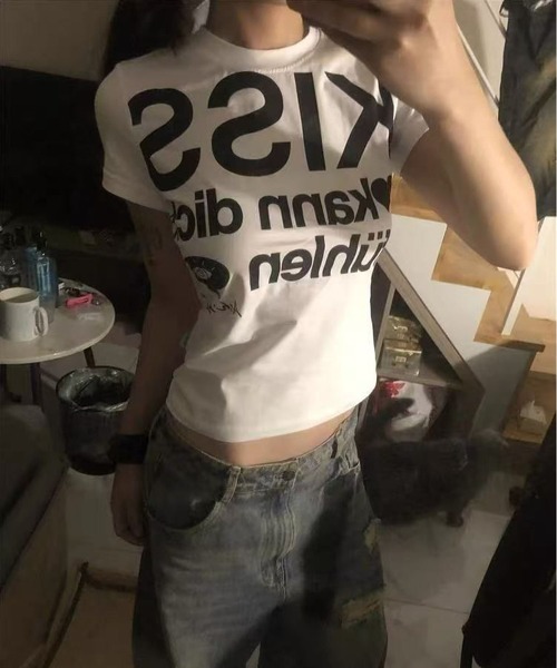 MAISON DE THERESE(メゾン ド テレーズ)の「KISS プリントロゴグラフィックTシャツ(Tシャツ/カットソー・レディース・White/ブルー・M)」の10枚目の写真