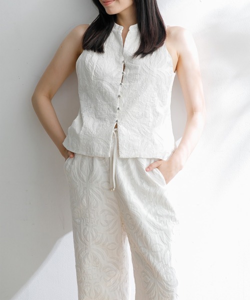LEIN(リーン)の「リバースアップリケパンツ(その他パンツ・レディース・ホワイト・S)」の3枚目の写真