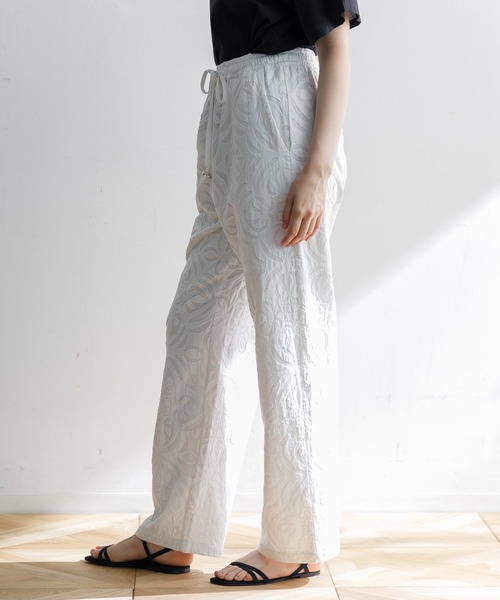 LEIN(リーン)の「リバースアップリケパンツ(その他パンツ・レディース・ホワイト・S)」の5枚目の写真