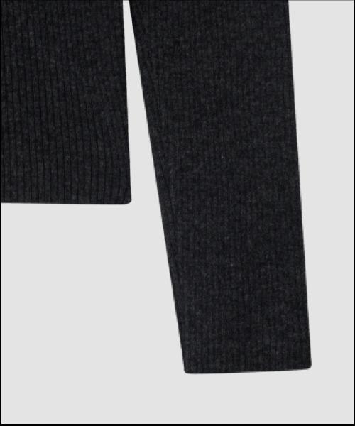 THE LILLE（ザ リル）の「Button-up Turtleneck Knit_Charcoal（ニット/セーター・レディース・その他・FREE）」の5枚目の写真