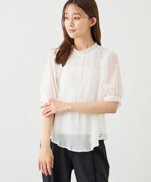 フロントプリーツレース使いブラウス