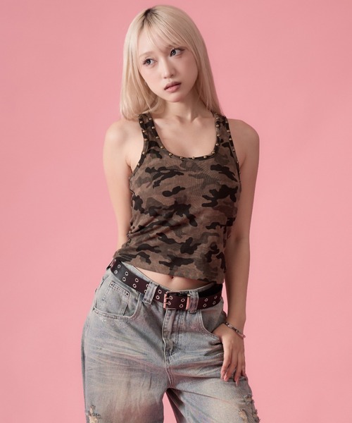 mindseeker girls(マインドシーカーガールズ)の「Studded Camouflage Tank Top / スタッズ付きカモフラージュタンクトップ(タンクトップ・レディース・グレー/カーキ・FREE)」の1枚目の写真