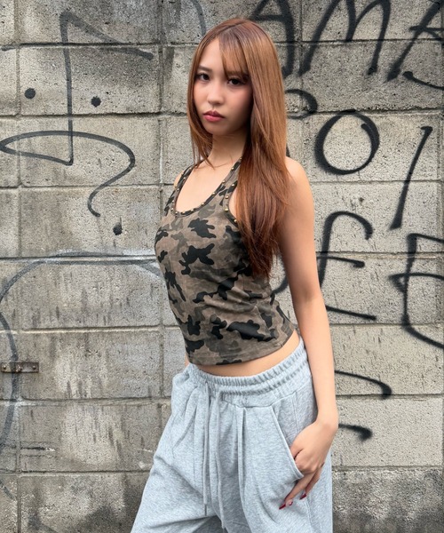 mindseeker girls(マインドシーカーガールズ)の「Studded Camouflage Tank Top / スタッズ付きカモフラージュタンクトップ(タンクトップ・レディース・グレー/カーキ・FREE)」の5枚目の写真