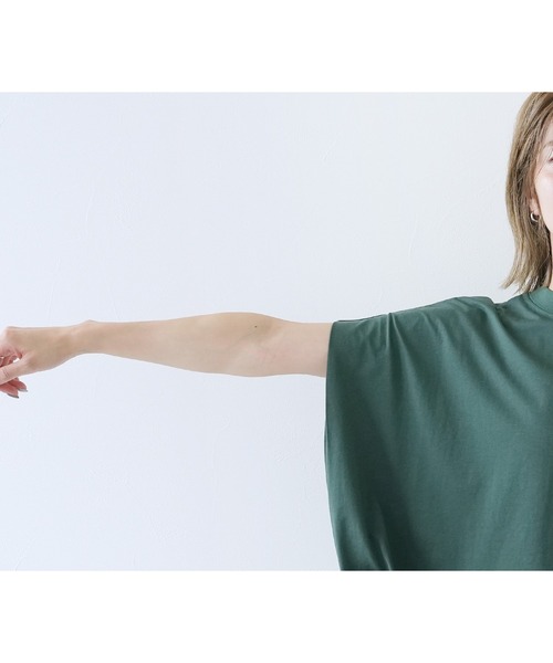 reca(レカ)の「【接触冷感】タックドレーププルオーバー(Tシャツ/カットソー・レディース・チャコールグレー/モスグリーン/ブルー系その他・FREE)」の13枚目の写真