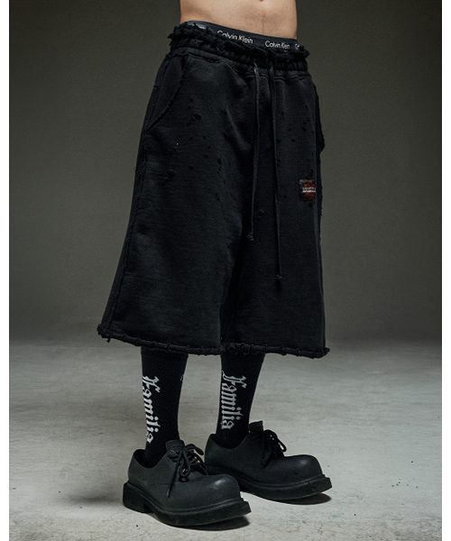 MWOONG(ムン)の「Washed destroyed bermuda P BK(スウェットパンツ・レディース・その他・FREE)」の5枚目の写真